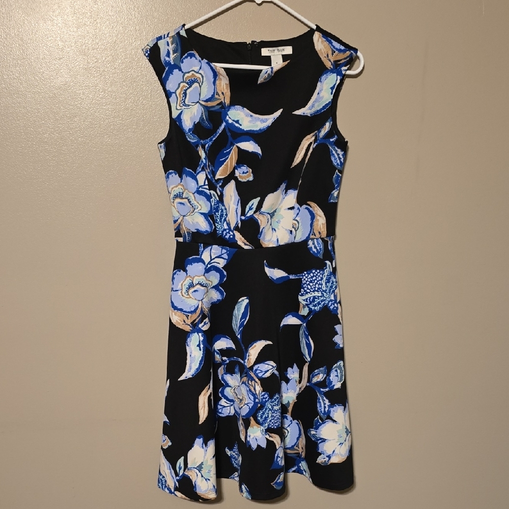 White House Black Market‎ Dress Womens 0 Black Floral Sleeveless Scuba